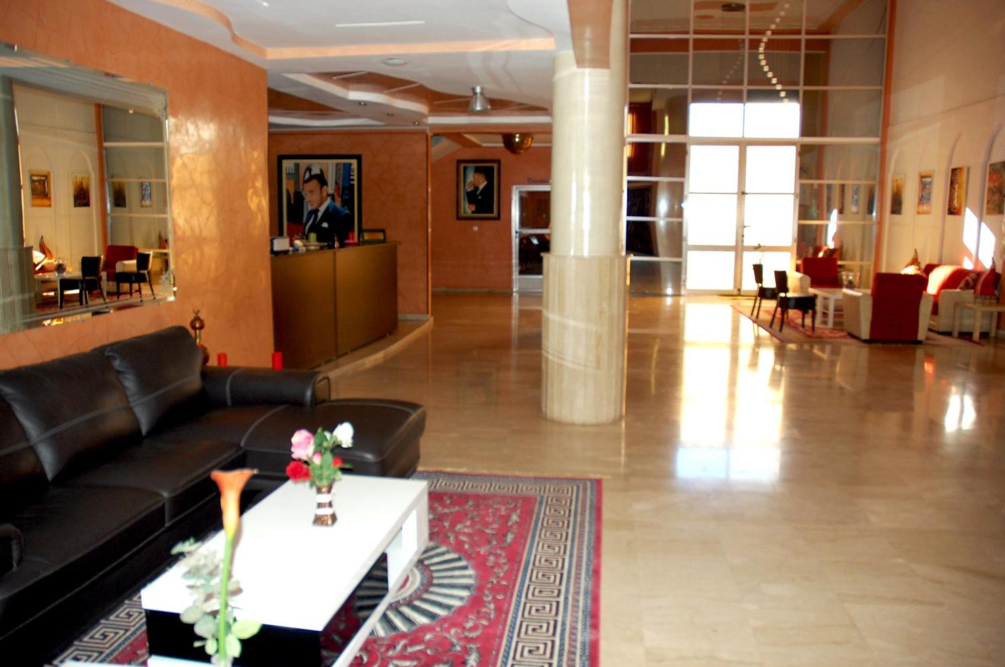 Hotel Atlas Guercif エクステリア 写真
