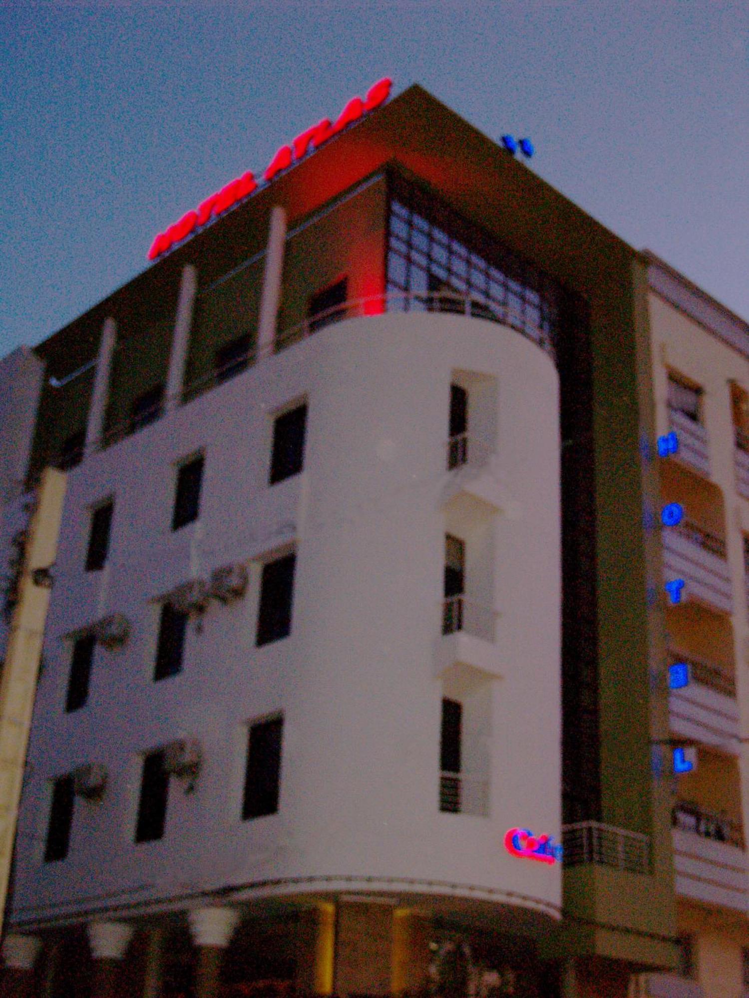 Hotel Atlas Guercif エクステリア 写真